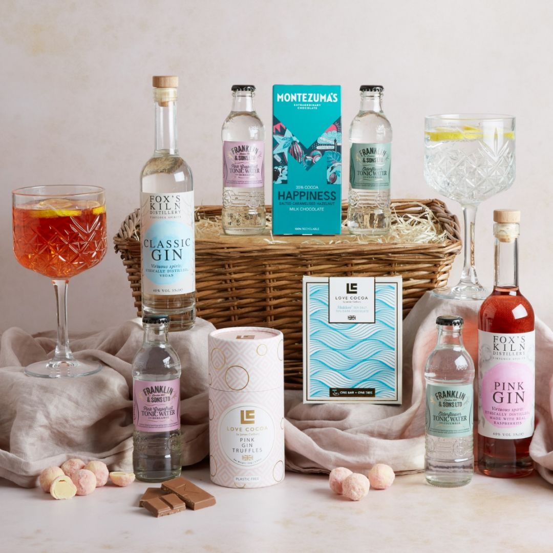 Fox's Kiln Gin & Treats Gift Basket