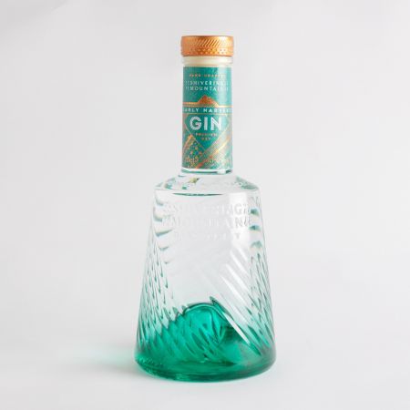 Image of 70cl Premium Dry Gin, Early Harvest Edition, by Shivering Mountain, part of luxury gift hampers at hampers.com